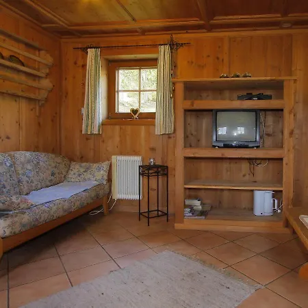 Auhaeusl By Interhome Fuegenberg