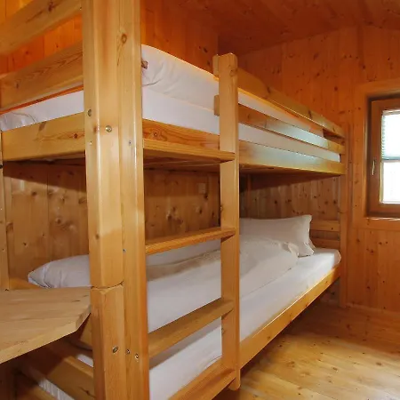 Auhaeusl By Interhome *